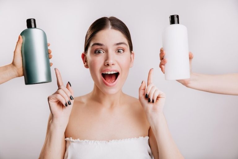 De 7 Beste Shampoos Voor Grijze Haren van 2026